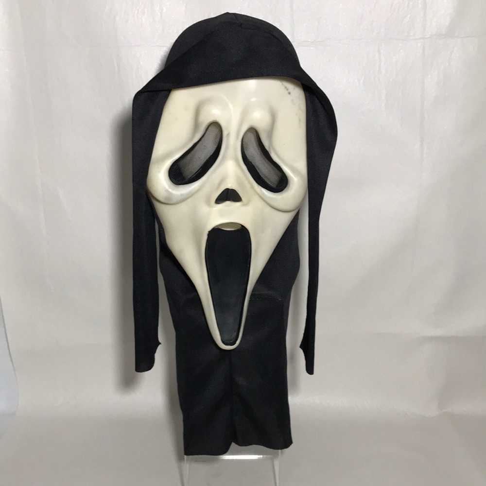 Scream Ghostface Mask Easter Unlimited 9206S T Stamp Vintage Ghost